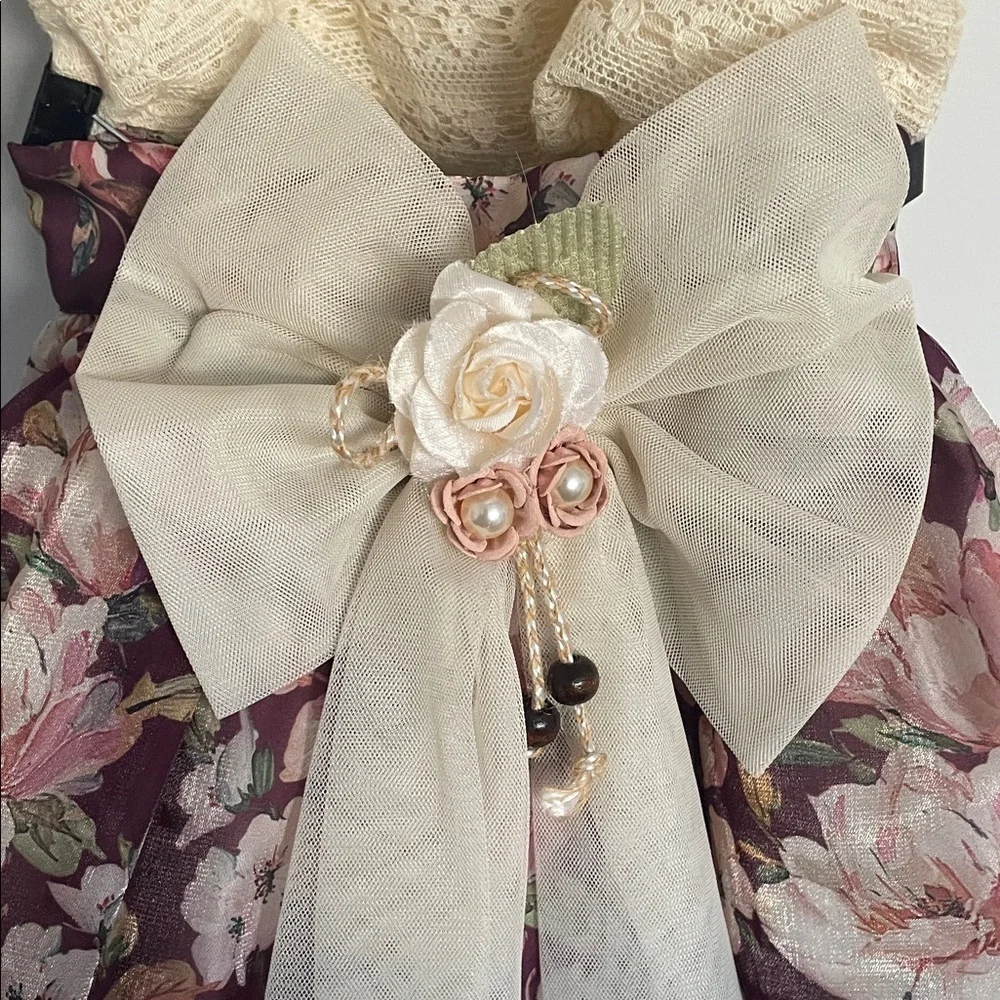 Baby girl 12 months Cream Lace Top with Floral Skirt